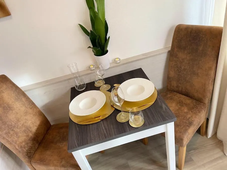 Fewo 20 - Appartement Im Rottalblick - Youngmodern Wohnen, Tiere Willkommen, Bademantelgang Zur Therme, Tv Und Balkon Bad Griesbach  0*, Bad Griesbach (Bavaria) Germany