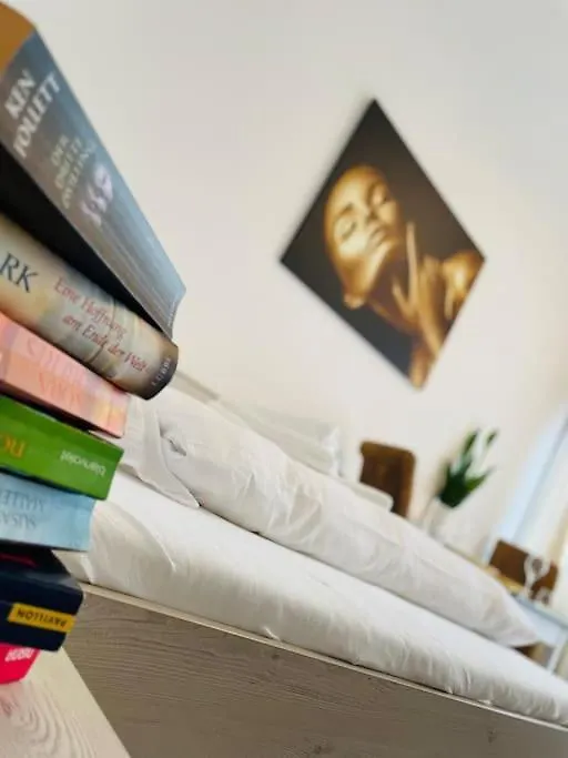 Apartment Fewo 20 - Appartement Im Rottalblick - Youngmodern Wohnen, Tiere Willkommen, Bademantelgang Zur Therme, Tv Und Balkon Bad Griesbach  Germany