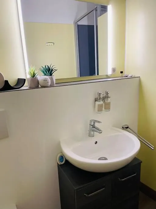 Apartment Fewo 20 - Appartement Im Rottalblick - Youngmodern Wohnen, Tiere Willkommen, Bademantelgang Zur Therme, Tv Und Balkon Bad Griesbach